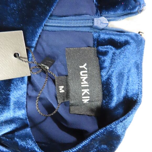 Yumi Kim Shannon Dress Mock Neck Open Back Flounce Hem Navy Velvet Medium - Picture 8 of 9